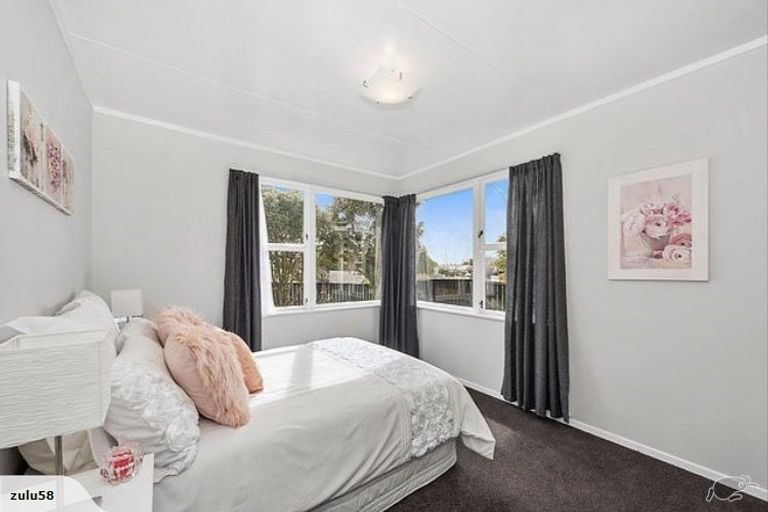 Photo of property in 463 Kahikatea Drive, Dinsdale, Hamilton, 3204