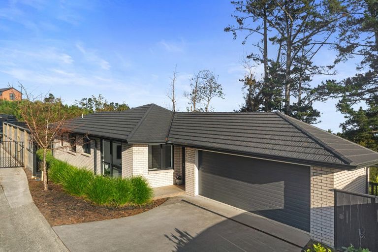 Photo of property in 6 Tarara Lane, Kumeu, 0810