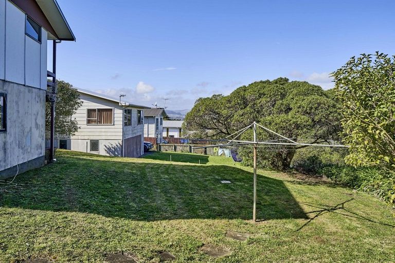 Photo of property in 71 Conclusion Street, Ascot Park, Porirua, 5024