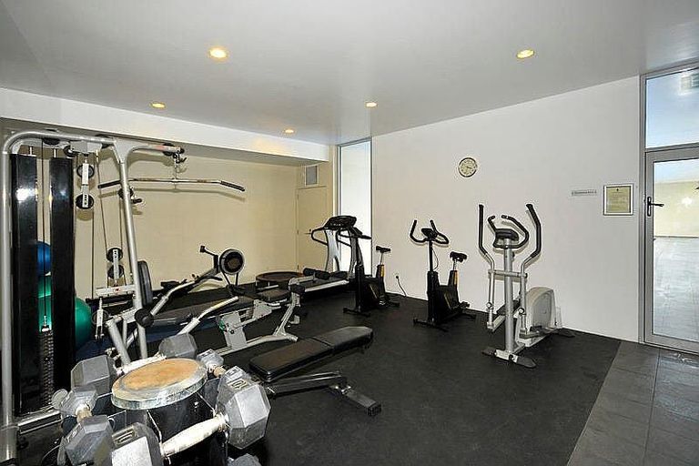 Photo of property in Sanctum Apartment, 10 Ebor Street, Te Aro, Wellington, 6011