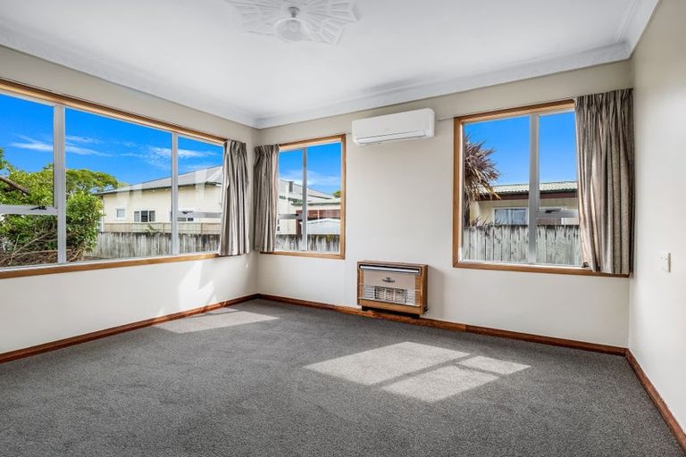Photo of property in 9b Worcester Street, West End, Palmerston North, 4410
