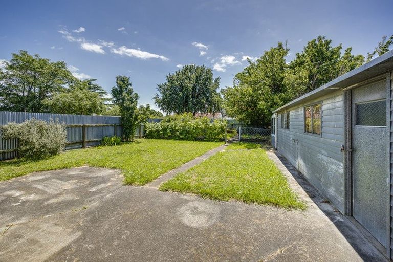 Photo of property in 28 Fleming Crescent, Maraenui, Napier, 4110