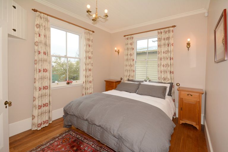 Photo of property in 5 Macandrew Road, Careys Bay, Port Chalmers, 9023