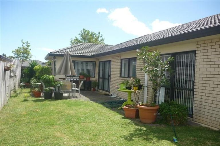 Photo of property in 4 Borris Close, East Tamaki, Auckland, 2016