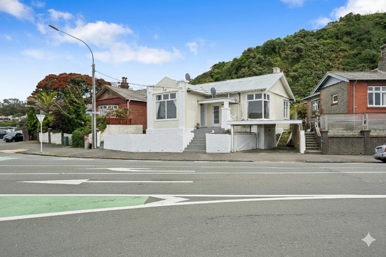 Photo of property in 532 Evans Bay Parade, Hataitai, Wellington, 6021