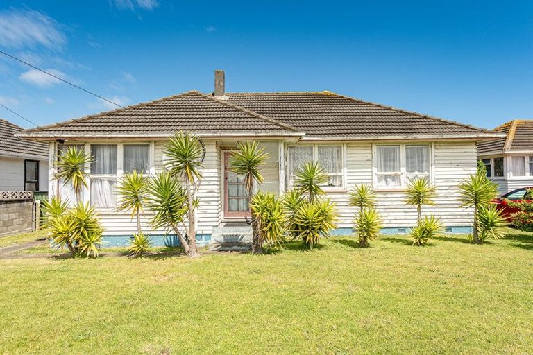 Photo of property in 141 Puriri Street, Castlecliff, Whanganui, 4501