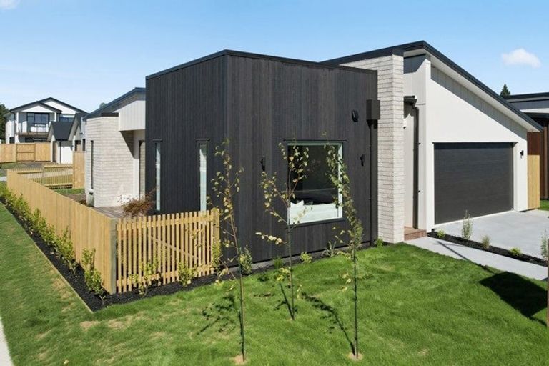 Photo of property in 63 Kelly Road, Cambridge, 3434