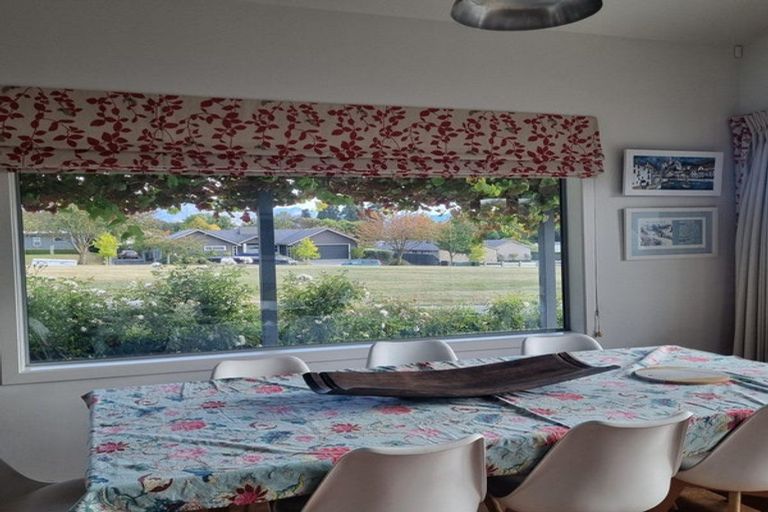 Photo of property in 15 Willets Green, Wanaka, 9305