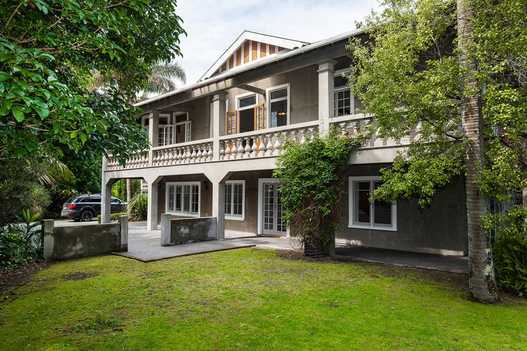 Photo of property in 16 Russell Street, Whataupoko, Gisborne, 4010