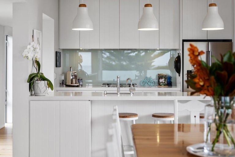 Photo of property in 2 Burgess Street, Sumner, Christchurch, 8081
