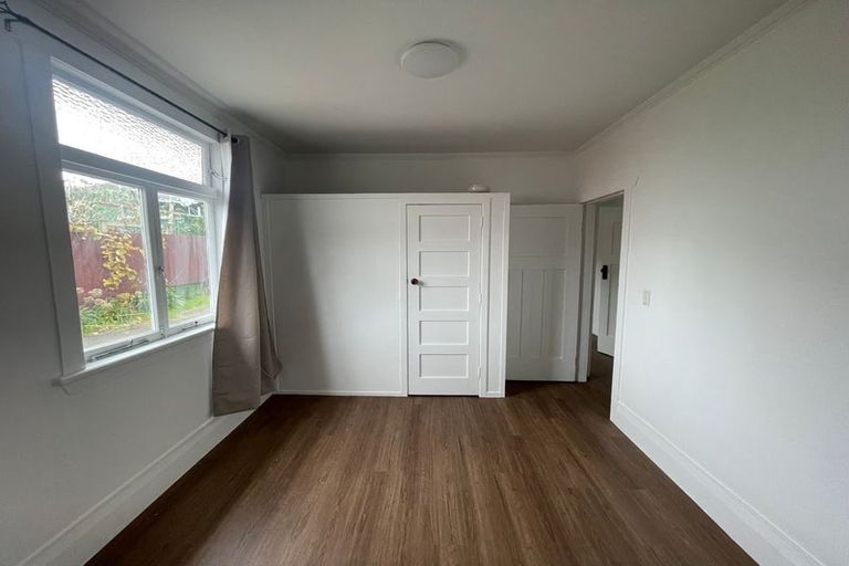 Photo of property in 22 Grande Vue Road, Hillpark, Auckland, 2102