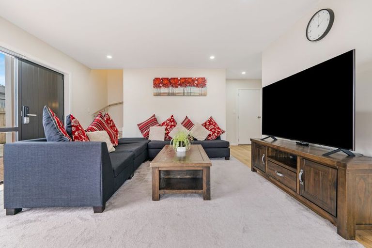 Photo of property in 538d Swanson Road, Ranui, Auckland, 0612