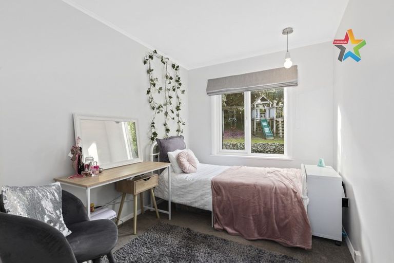 Photo of property in 99 Normandale Road, Normandale, Lower Hutt, 5010