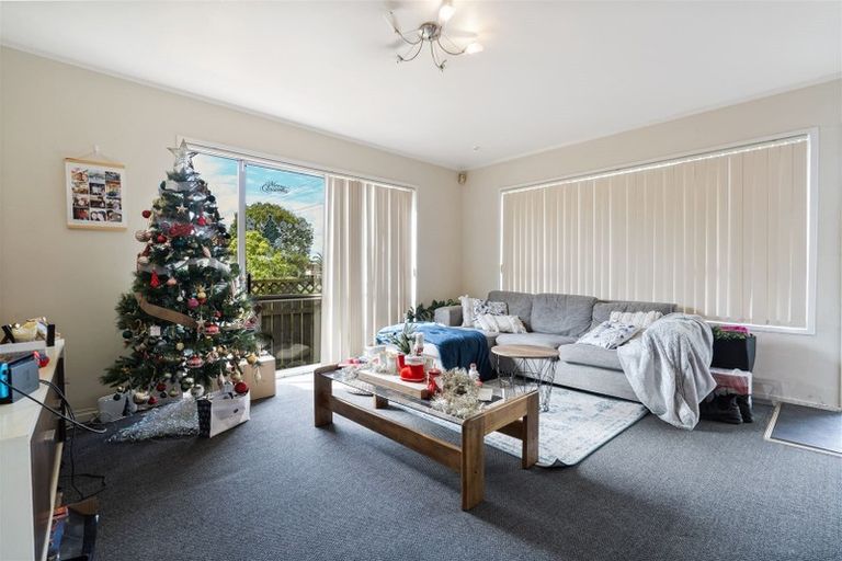 Photo of property in 5/69 Kenderdine Road, Papatoetoe, Auckland, 2025