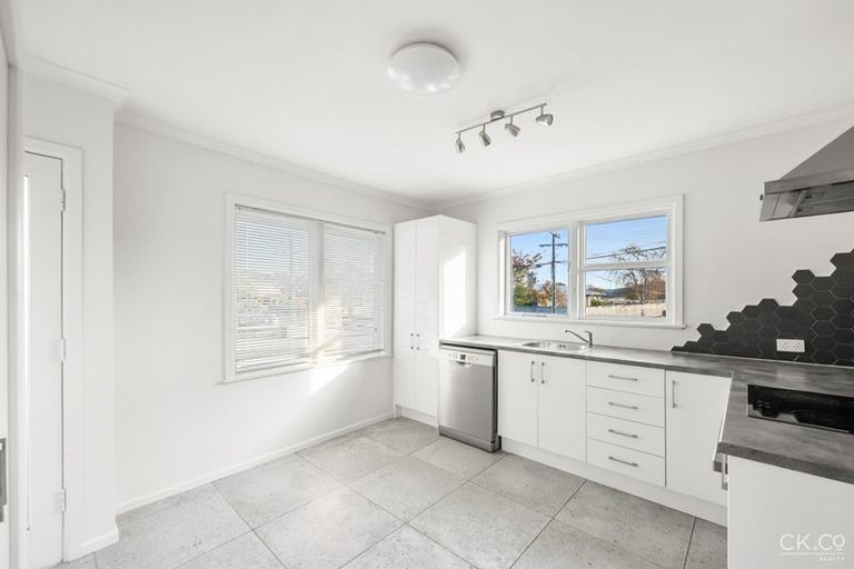 Photo of property in 40a Kashmir Avenue, Clouston Park, Upper Hutt, 5018