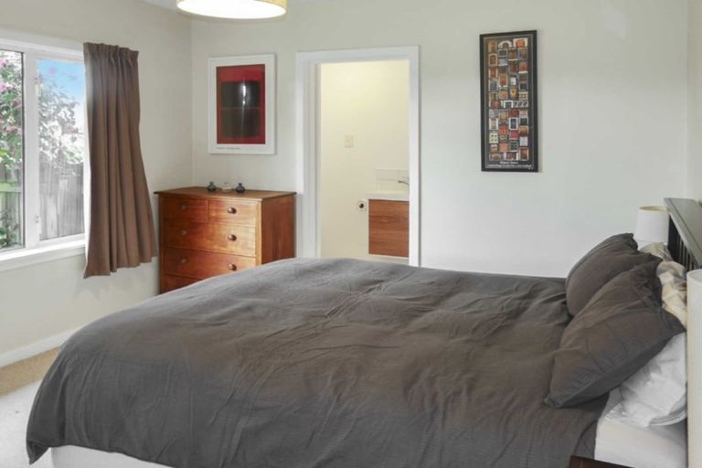 Photo of property in 49 Glenfield Crescent, Mairehau, Christchurch, 8052