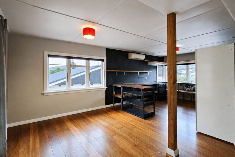 Photo of property in 76 Emano Street, Toi Toi, Nelson, 7010