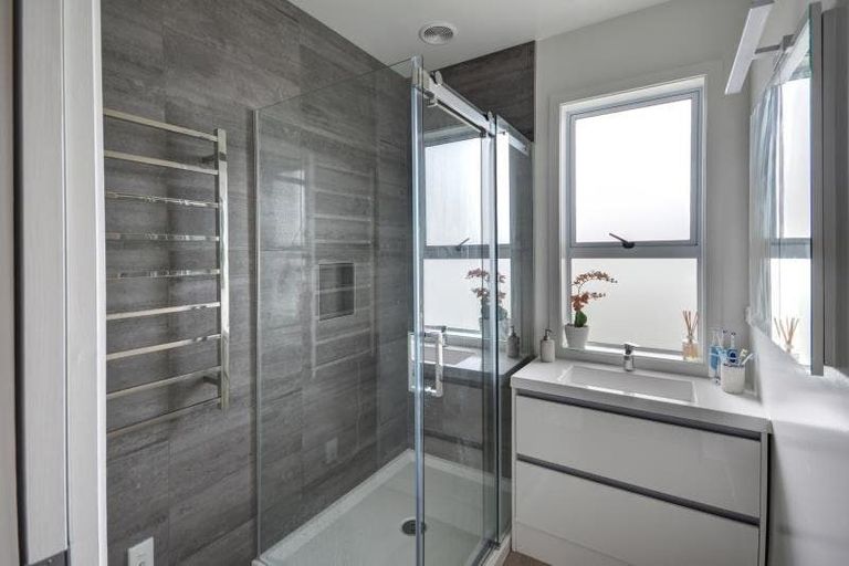 Photo of property in 9 Shulma Street, Abbotsford, Dunedin, 9018