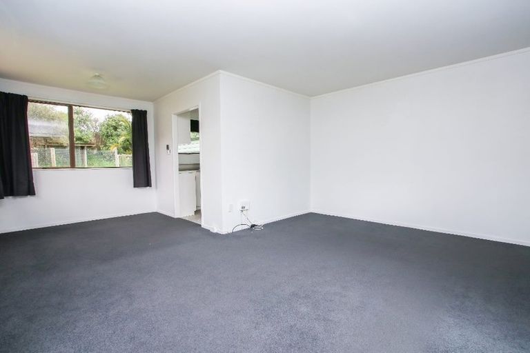 Photo of property in 19 Matipo Crescent, Pukete, Hamilton, 3200