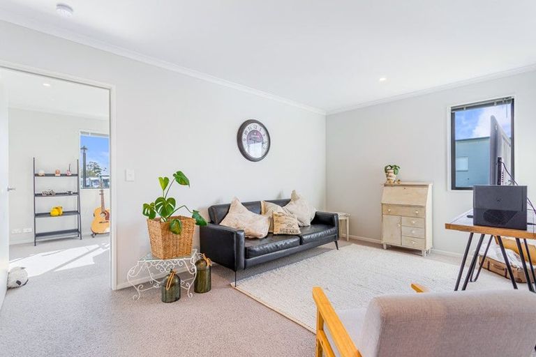 Photo of property in 6 Pamu Road, Whenuapai, Auckland, 0618