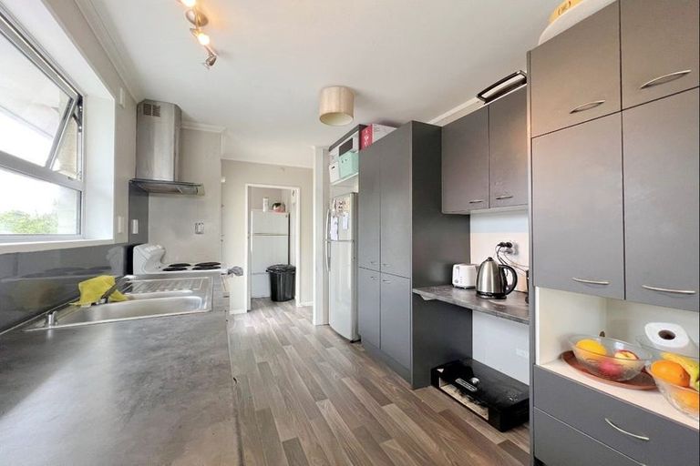 Photo of property in 81 Oakfield Crescent, Pukete, Hamilton, 3200