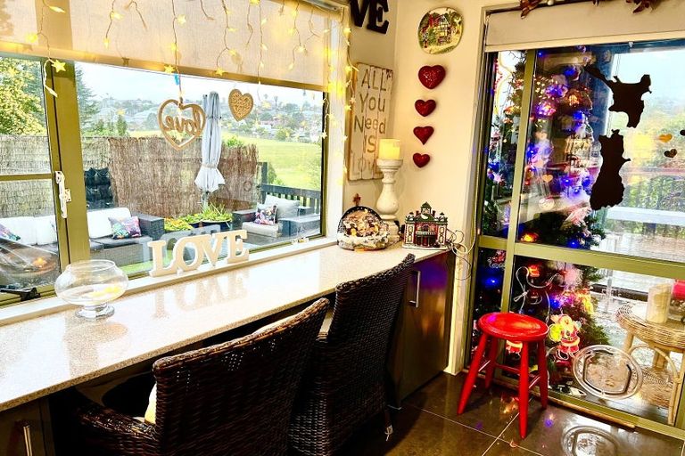 Photo of property in 1/3 Pelican Lane, Unsworth Heights, Auckland, 0632