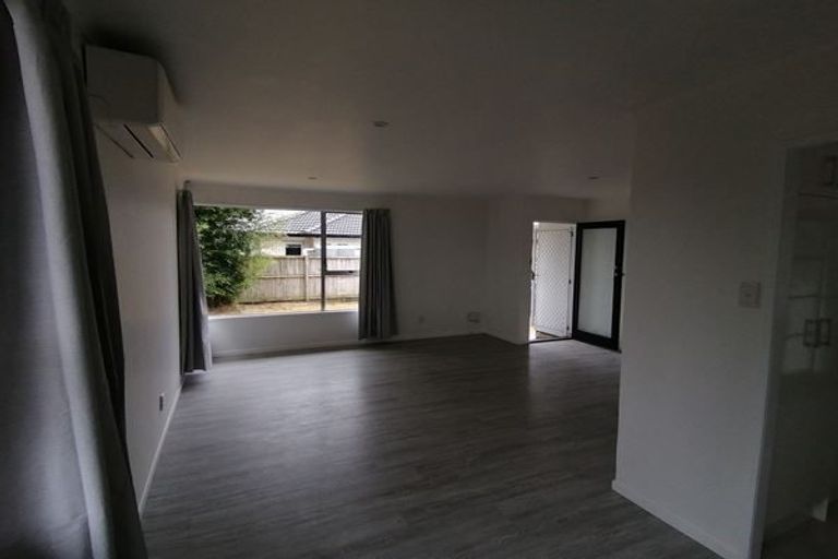 Photo of property in 2/7 Ririno Place, Manurewa, Auckland, 2102