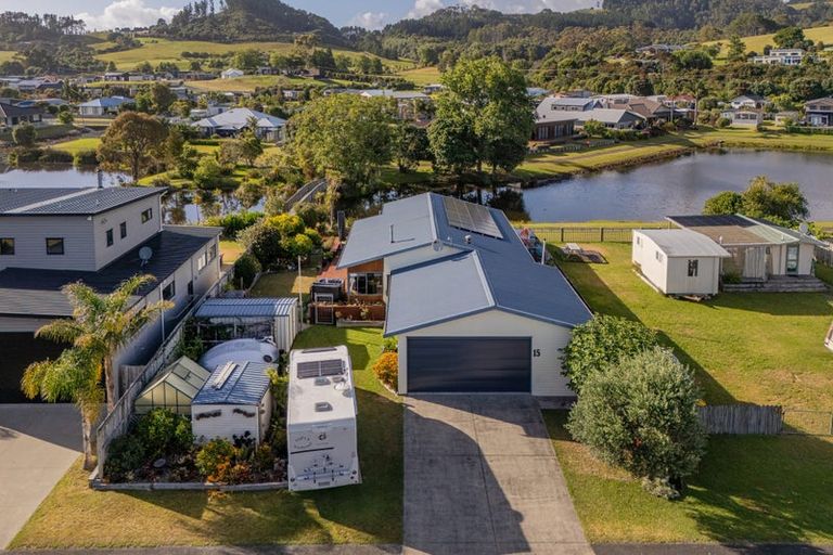 Photo of property in 15 Martin Place, Cooks Beach, Whitianga, 3591