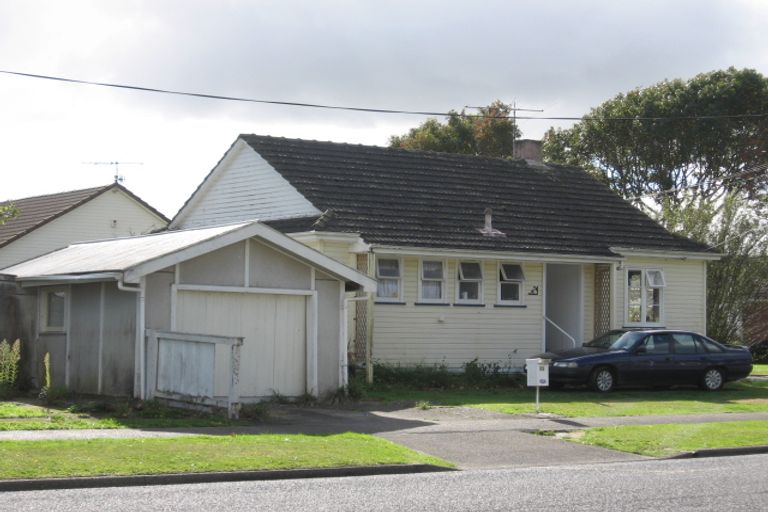 Photo of property in 55 Waddington Drive, Naenae, Lower Hutt, 5011