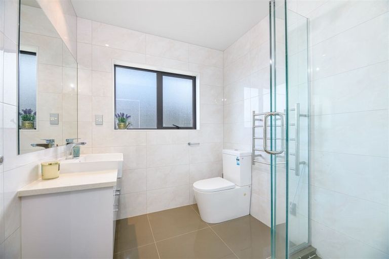 Photo of property in 7 Kahika Grove, Huapai, Kumeu, 0810