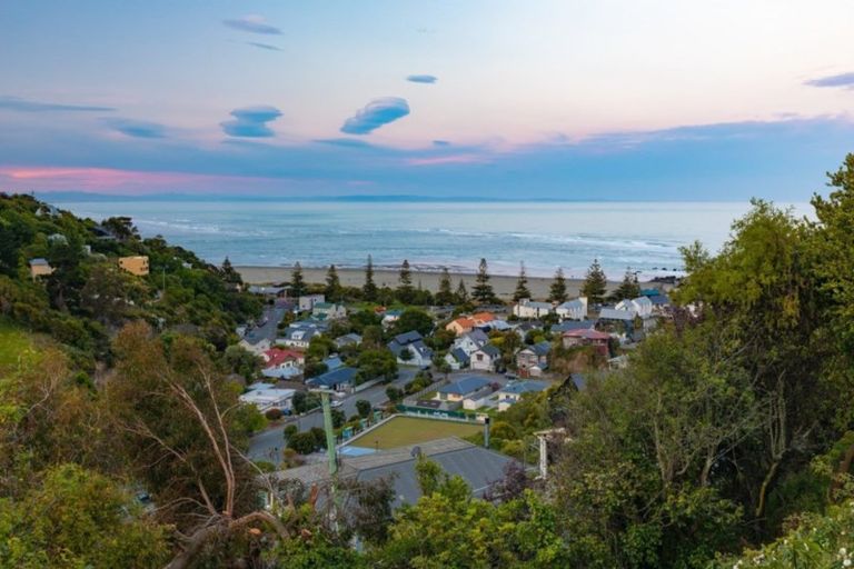 Photo of property in 83 Richmond Hill Road, Richmond Hill, Christchurch, 8081