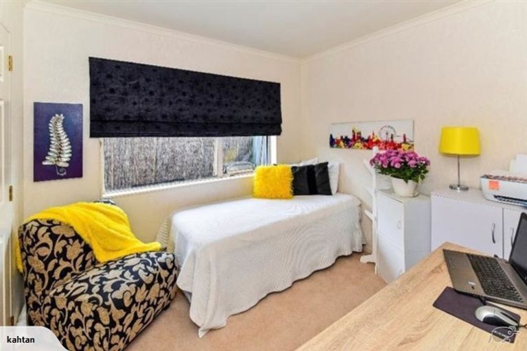 Photo of property in 52 Rathmar Drive, Manurewa, Auckland, 2105