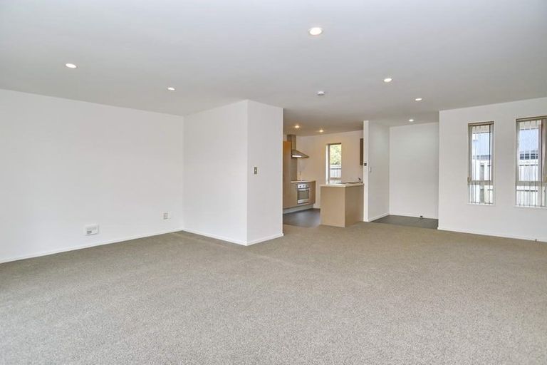 Photo of property in 18 Maple Place, Rangiora, 7400