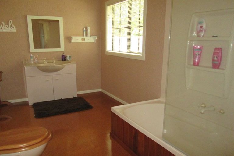 Photo of property in 20a Manson Street, Terrace End, Palmerston North, 4410