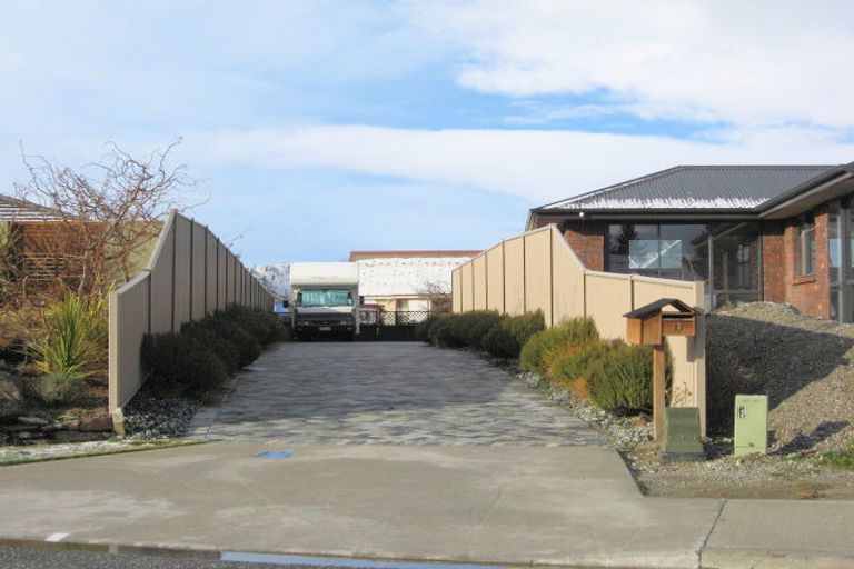 Photo of property in 17 Larch Crescent, Alexandra, 9320