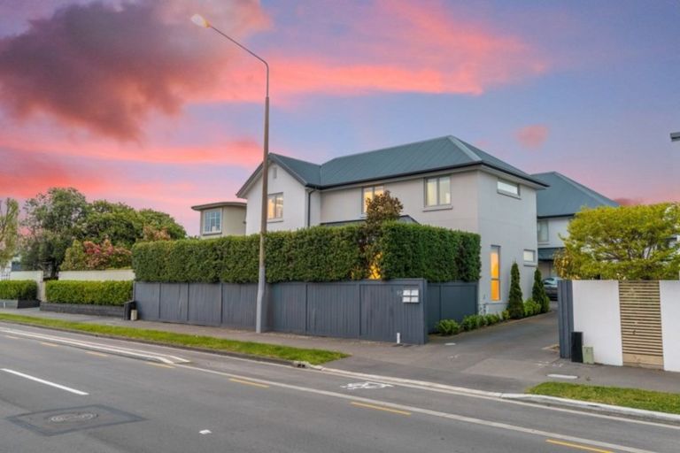 Photo of property in 998a Colombo Street, St Albans, Christchurch, 8014