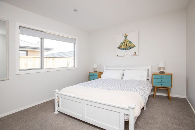 Photo of property in 18 Tarata Grove, Lansdowne, Masterton, 5810