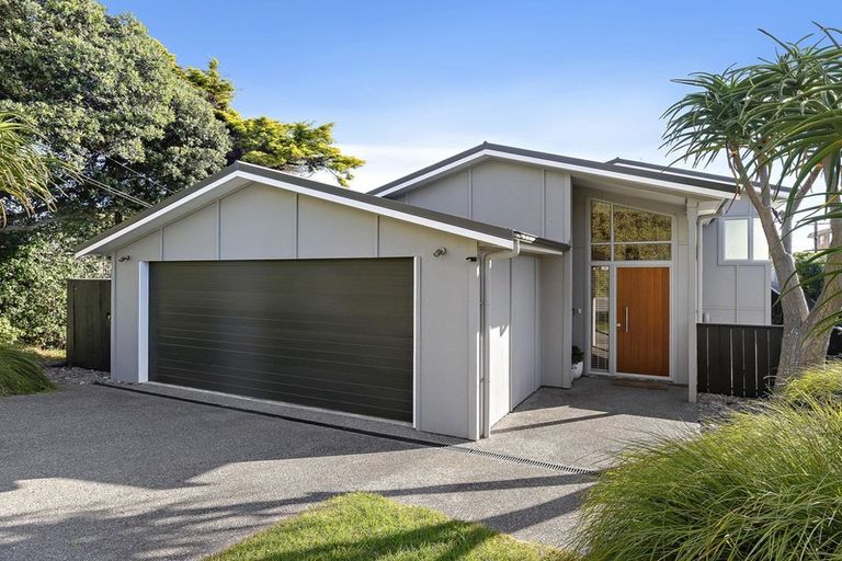 Photo of property in 145a Rosetta Road, Raumati South, Paraparaumu, 5032