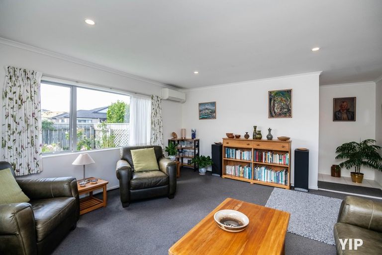 Photo of property in 229 Mark Avenue, Grenada Village, Wellington, 6037