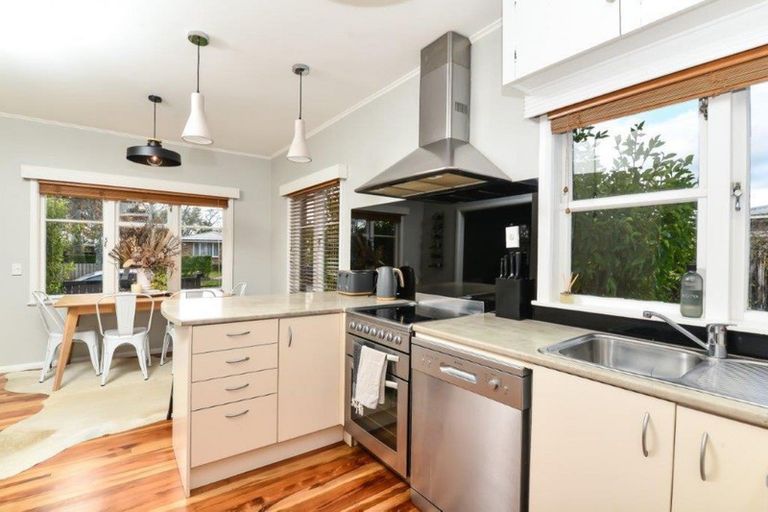 Photo of property in 30 Gillies Avenue, Claudelands, Hamilton, 3214