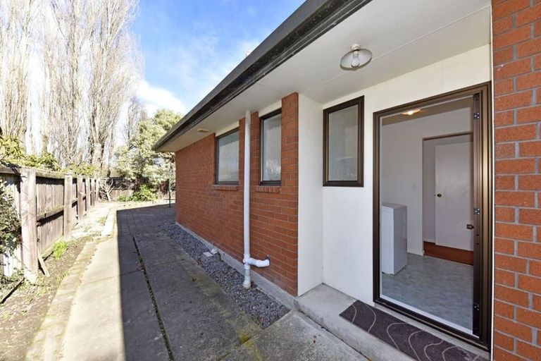 Photo of property in 2/40 Meadow Street, Papanui, Christchurch, 8052