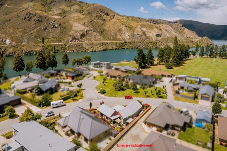 Photo of property in 16 Sunhaven Cove, Cromwell, 9310