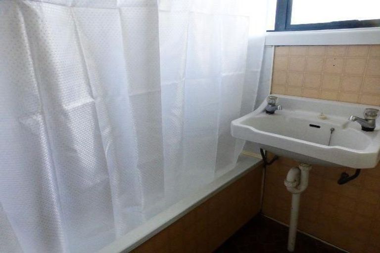 Photo of property in 98 Hei Hei Road, Hei Hei, Christchurch, 8042