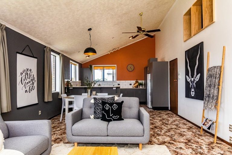 Photo of property in 68 Durham Street, Winton, 9720