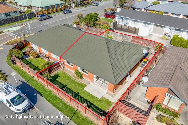 Photo of property in 2/23 Division Street, Riccarton, Christchurch, 8041