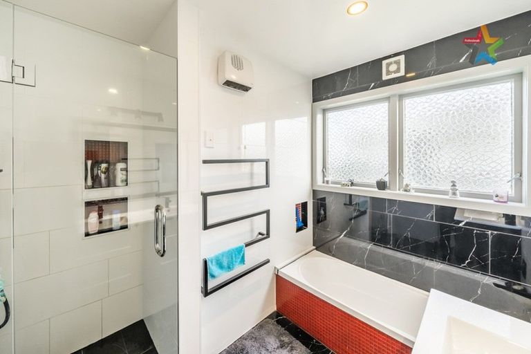 Photo of property in 8 Ilam Grove, Kelson, Lower Hutt, 5010