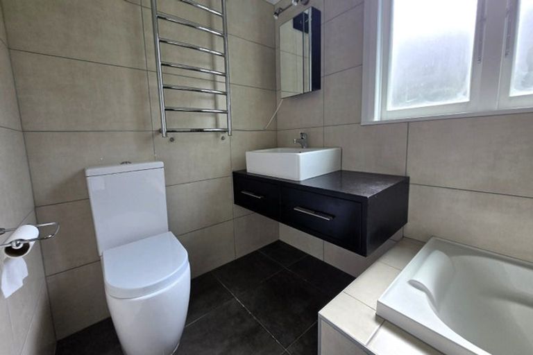 Photo of property in 6 Tui Street, Alicetown, Lower Hutt, 5010