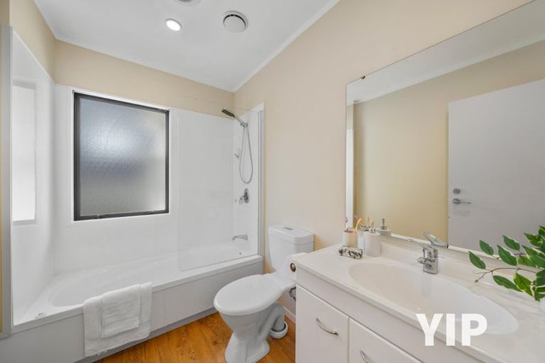 Photo of property in 13 Kilkelly Close, Tawa, Wellington, 5028