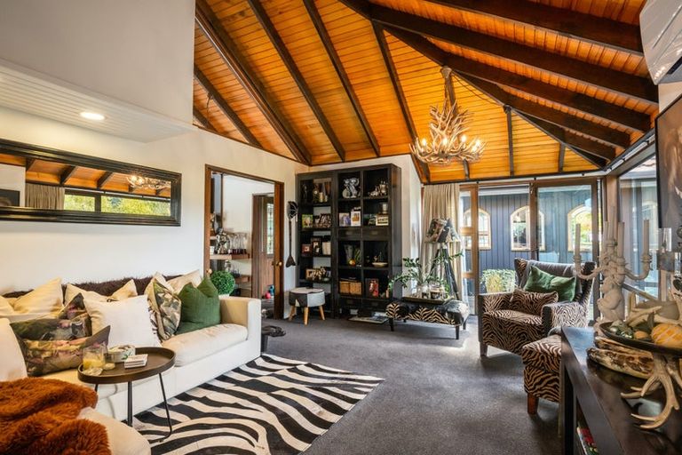 Photo of property in Platium Lodge, 31 Flightys Road, Judgeford, Porirua, 5381