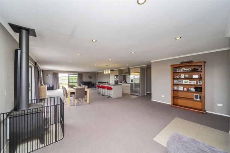 Photo of property in 15 Larlin Drive, Hawera, 4675